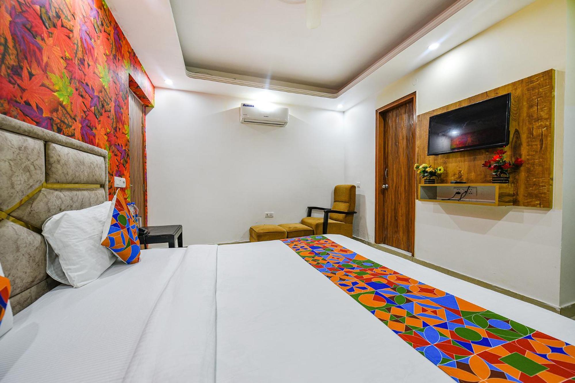 OYO 84904 Shanti Stay New Delhi Eksteriør billede